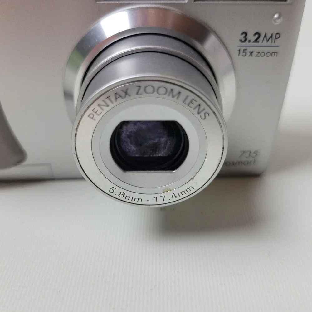 HP Photosmart 735 Digital Camera 3.2MP Pentax Zoom Lens Silver Bundle Q2210A